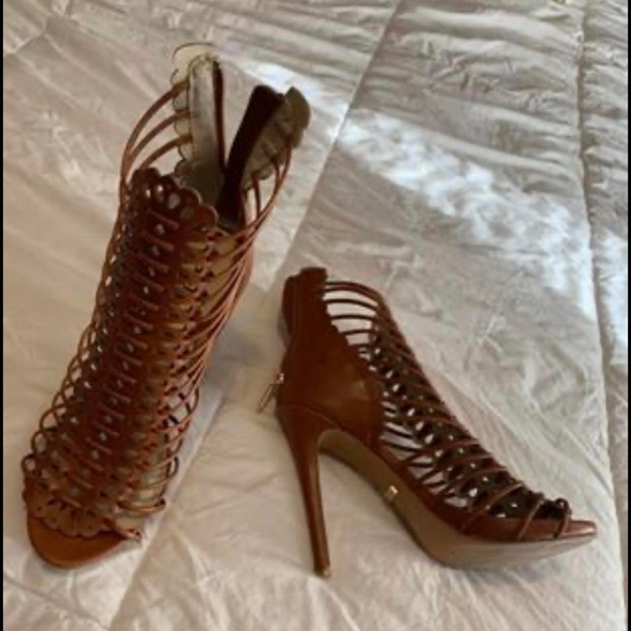 Bebe brown heels - Picture 1 of 1
